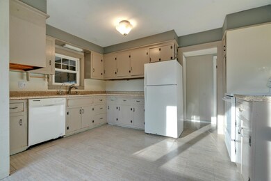 14 Yvonne St, Sanford, ME 04073 - photo 7