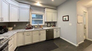 22 Granite St unit 1, Somerville, MA 02143 - photo 3