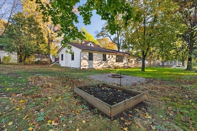 1321 Franklin St, Cedar Falls, IA 50613 - photo 5