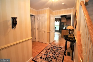 11203 Minstrel Tune Dr, Germantown, MD 20876 - photo 5