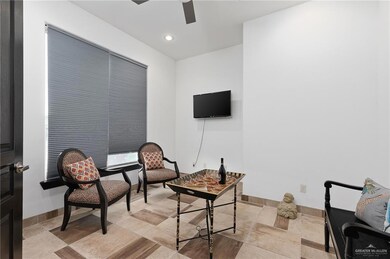 2511 W Jordan Dr, Edinburg, TX 78539 - photo 3