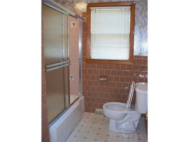 44 Perkins St, Warwick, RI 02886 - photo 5