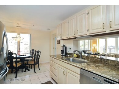 451 Town Place Cir unit 409W, Buffalo Grove, IL 60089 - photo 3