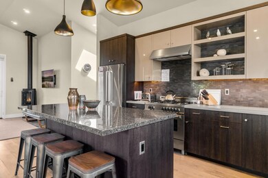 19130 Gateway Loop, Bend, OR 97702 - photo 7