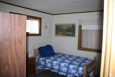 bed 1
