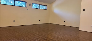 2604 Bois d Arc St, Huntsville, TX 77320 - photo 4