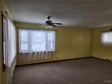 516 Cleveland Ave, Oneida, NY 13421 - photo 5