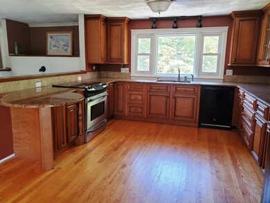 299 Old River Rd, Lincoln, RI 02865 - photo 5