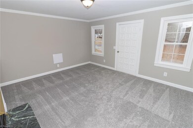 461 Oak View Ln, Asheboro, NC 27205 - photo 3