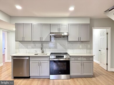 1024 Race St unit 3A, Philadelphia, PA 19107 - photo 2