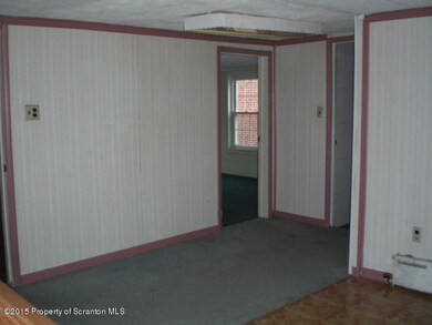 307 E Green St, West Hazleton, PA 18202 - photo 6