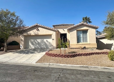 Mediterranean / spanish-style house featuring stuc