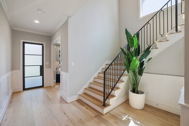 943 W 42nd St, Houston, TX 77018 - photo 5