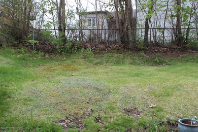 101 E Breaker St, Olyphant, PA 18447 - photo 4