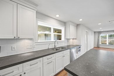 9715 Greenwillow St, Houston, TX 77096 - photo 6