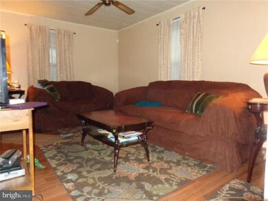 16 W Monroe St, Paulsboro, NJ 08066 - photo 7