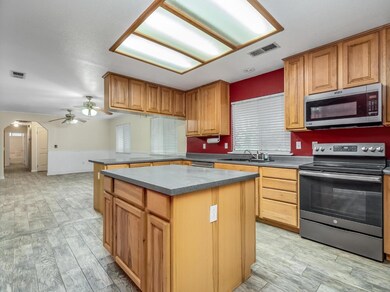 19729 Oakhill Rd, Madera, CA 93638 - photo 7