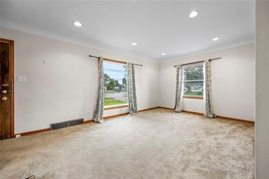 2107 Williams Blvd SW, Cedar Rapids, IA 52404 - photo 4