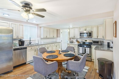 513 von Bergen St, Old Forge, PA 18518 - photo 4