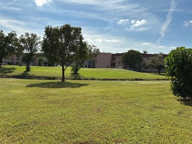 9481 Sunrise Lakes Blvd unit 102, Sunrise, FL 33322 - photo 2