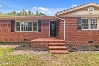 132 Clayton Rd, Jacksonville, NC 28546 - photo 5