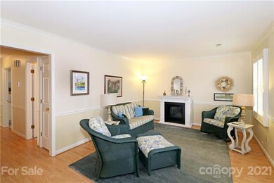 133 N Oakwood Dr unit 133, Statesville, NC 28677 - photo 3