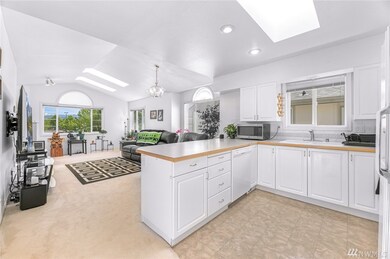 517 W Kellogg Rd unit 517, Bellingham, WA 98226 - photo 6