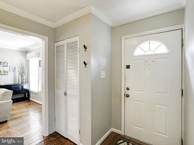 2368 Albot Rd, Reston, VA 20191 - photo 2