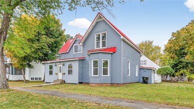 503 11th St E, Menomonie, WI 54751 - photo 2