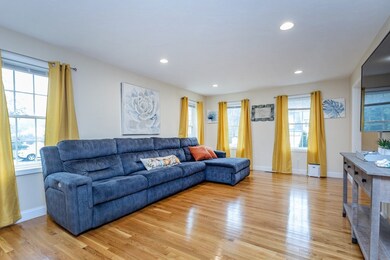 31 Richard Rd, Randolph, MA 02368 - photo 7