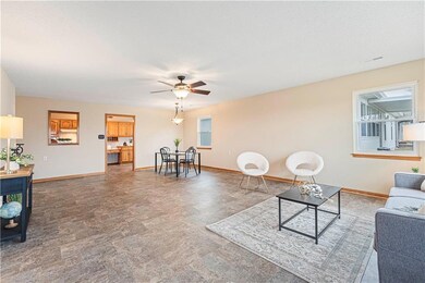 710 E Saturn Dr, Raymore, MO 64083 - photo 7