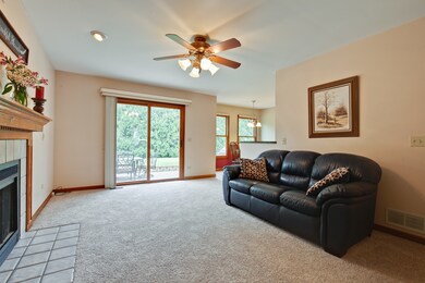 3414 Meadow Crest Cir, Gurnee, IL 60031 - photo 6