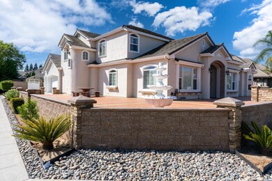 7752 N Gilroy Ave, Fresno, CA 93722 - photo 4