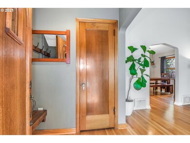 Entrance/Foyer
