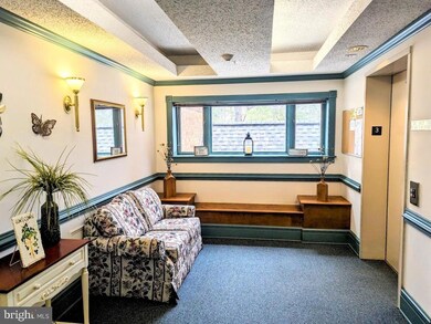 23140 Cobblestone Ln unit 303, California, MD 20619 - photo 3