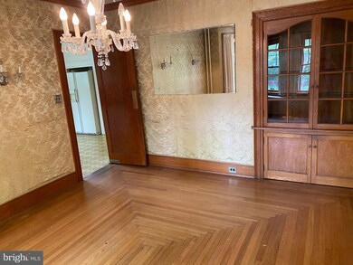 2051 W Highland St, Allentown, PA 18104 - photo 6