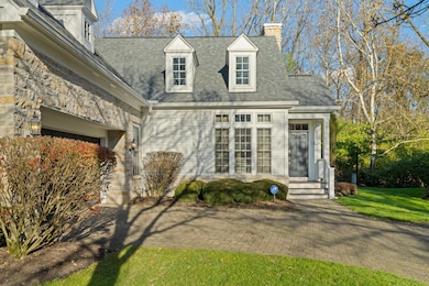 2170 Lane Woods Dr unit 2170, Columbus, OH 43221 - photo 5