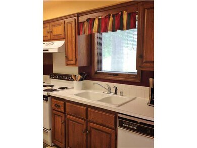 Kitchen. Window over sink to watch golfers or birds