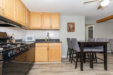 136 Tyngsboro Rd unit 12, North Chelmsford, MA 01863 - photo 3