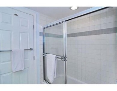 149 Beaconsfield Rd unit 2B, Brookline, MA 02445 - photo 6