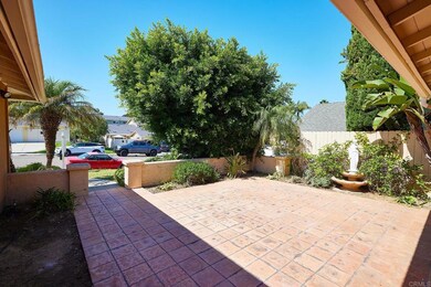 325 Village Run E, Encinitas, CA 92024 - photo 2
