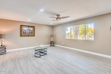 1015 E Myrtle Ave Phoenix AZ-large-006-0