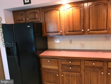 2106 Daniel St, Coplay, PA 18037 - photo 7