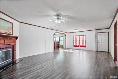 330 E Spruce St, Princeton, IN 47670 - photo 2