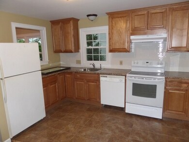 20 Ledgecrest Dr unit 20, Worcester, MA 01603 - photo 2