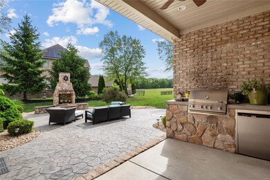 332 Forest Oaks Dr, Caseyville, IL 62232 - photo 4