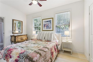 925 Race St unit C, New Orleans, LA 70130 - photo 5