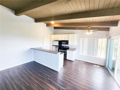 100 S Guadalupe Ave unit 206, Redondo Beach, CA 90277 - photo 6