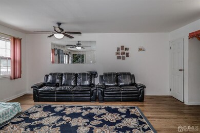 47 Highview Dr, Woodbridge, NJ 07095 - photo 6