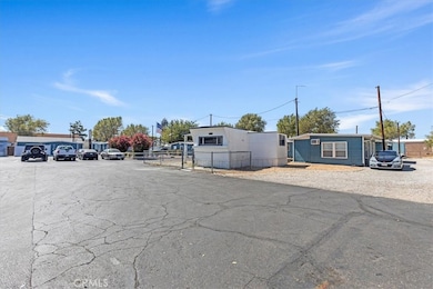 22325 US Highway 18 unit 7, Apple Valley, CA 92307 - photo 4